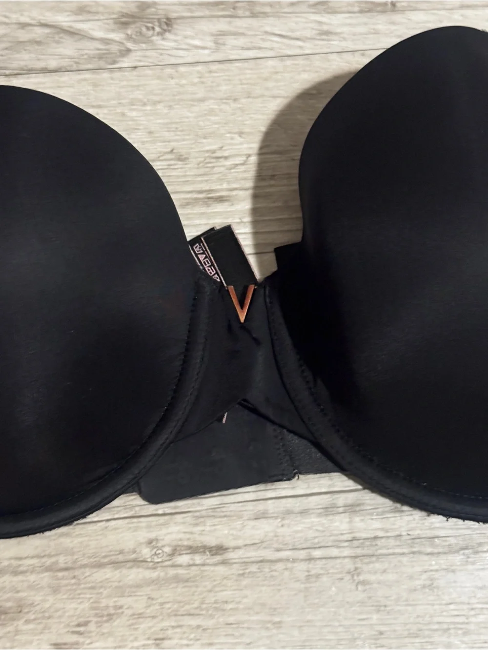 Victoria's Secret Black Strapless Bra 36DD